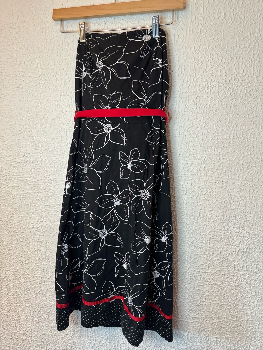 Ruby Rox Black Strapless Floral Dress with Red Trim